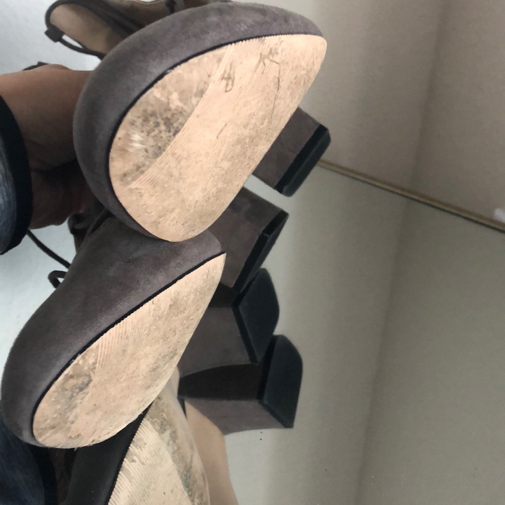 Lace-up Block Heels - Picture 6 of 6